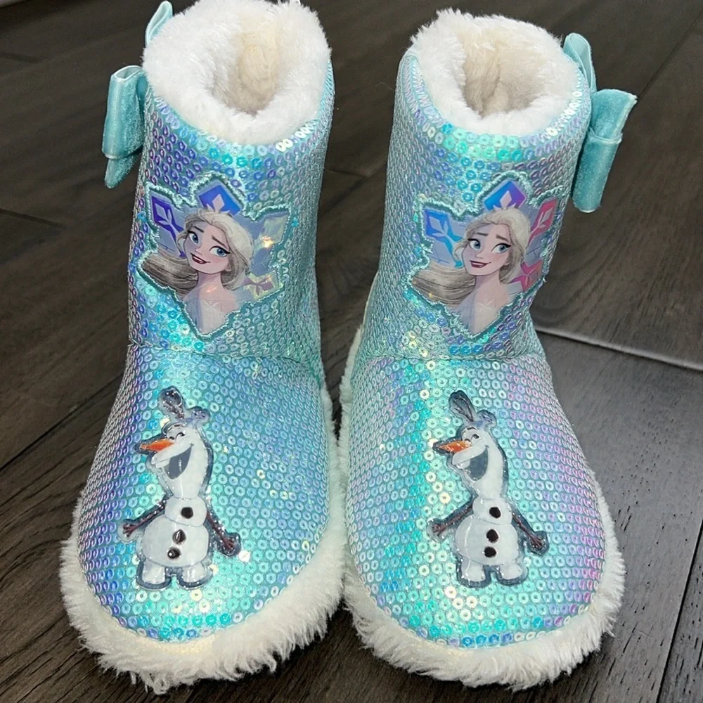 Frozen 2 sequenced slipper booties
